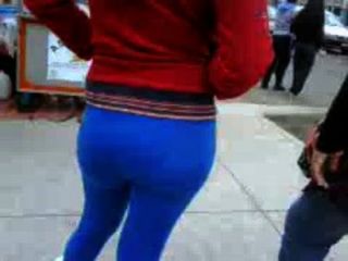 rico culo en leggins bailando