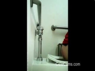 cámara escondidas en baños
